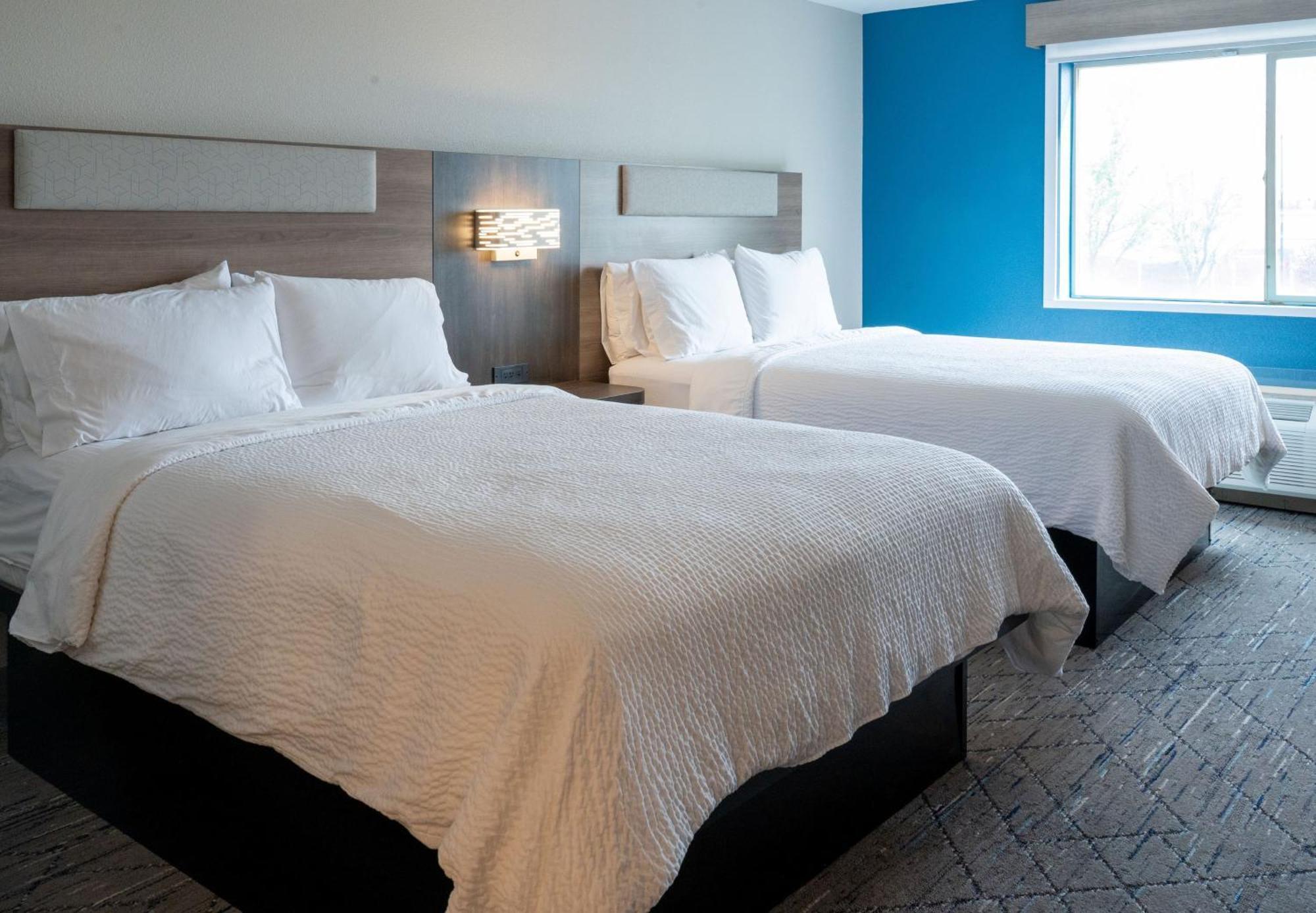 Holiday Inn Express Fallon By Ihg Bagian luar foto