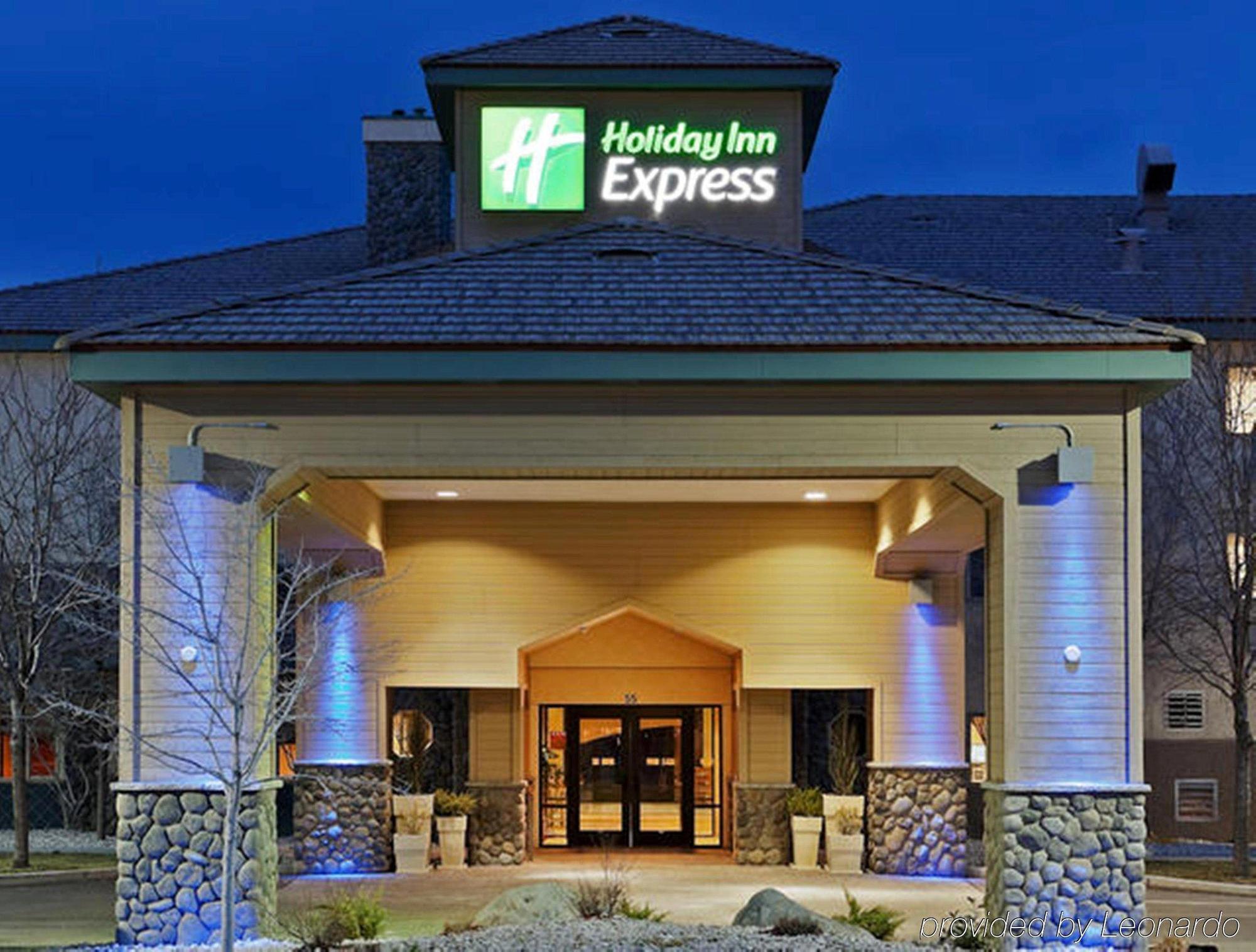 Holiday Inn Express Fallon By Ihg Bagian luar foto