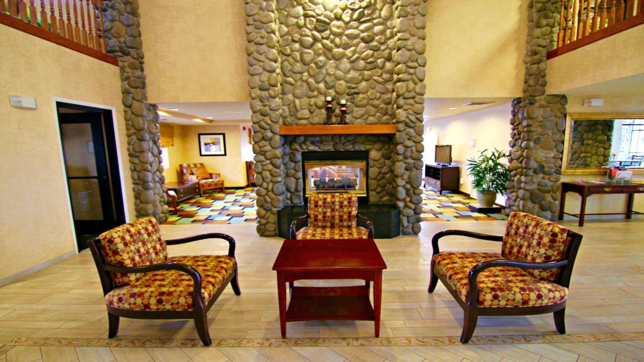 Holiday Inn Express Fallon By Ihg Bagian luar foto
